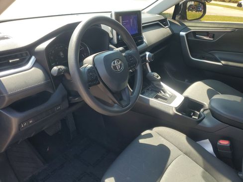 Used 2023 Toyota RAV4 XLE w/ Convenience Package image 17
