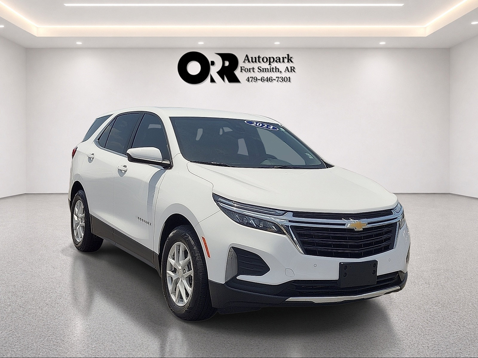 Used 2024 Chevrolet Equinox LT FWD image 1
