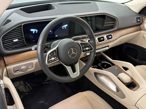 Used 2022 Mercedes-Benz GLE 350 4MATIC image 4