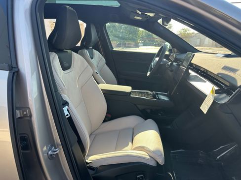 New 2025 Polestar Polestar 3 image 11