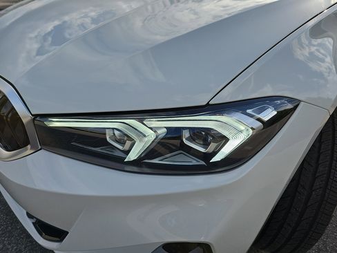 New 2025 BMW 330i xDrive Sedan w/ Premium Package image 33