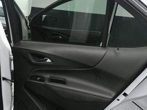 Used 2022 Chevrolet Equinox Premier AWD/4WD image 13