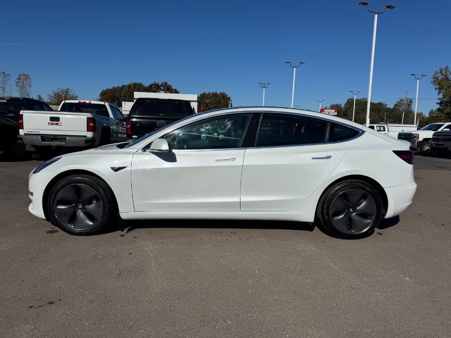 Used 2019 Tesla Model 3 Mid Range RWD image 2