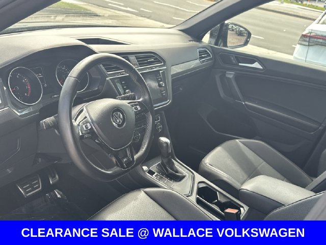 Used 2020 Volkswagen Tiguan SE R-Line FWD image 14
