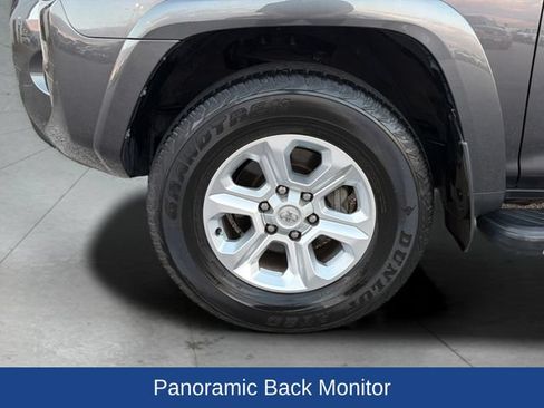 Used 2022 Toyota 4Runner SR5 Premium w/ Moonroof Package AWD/4WD image 28