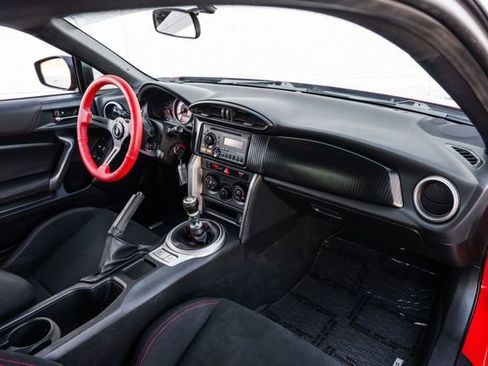 Used 2013 Scion FR-S image 16