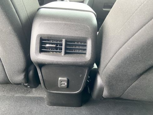 Used 2021 Chevrolet Equinox LT FWD image 50