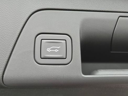 New 2025 Buick Envision Sport Touring image 15