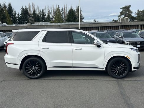 Certified 2025 Hyundai Palisade Calligraphy image 10