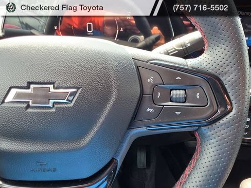 Used 2025 Chevrolet Trax RS w/ Driver Confidence Package FWD image 15