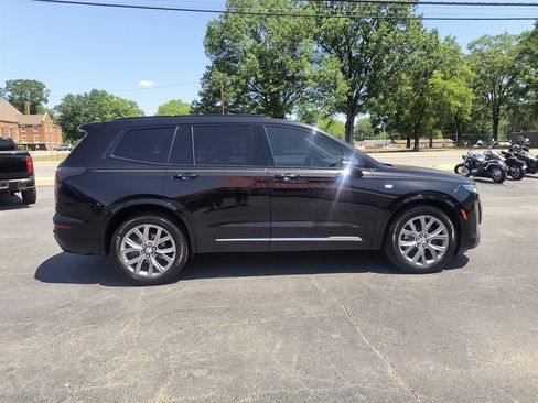 Used 2020 Cadillac XT6 Sport w/ Platinum Package AWD/4WD image 6