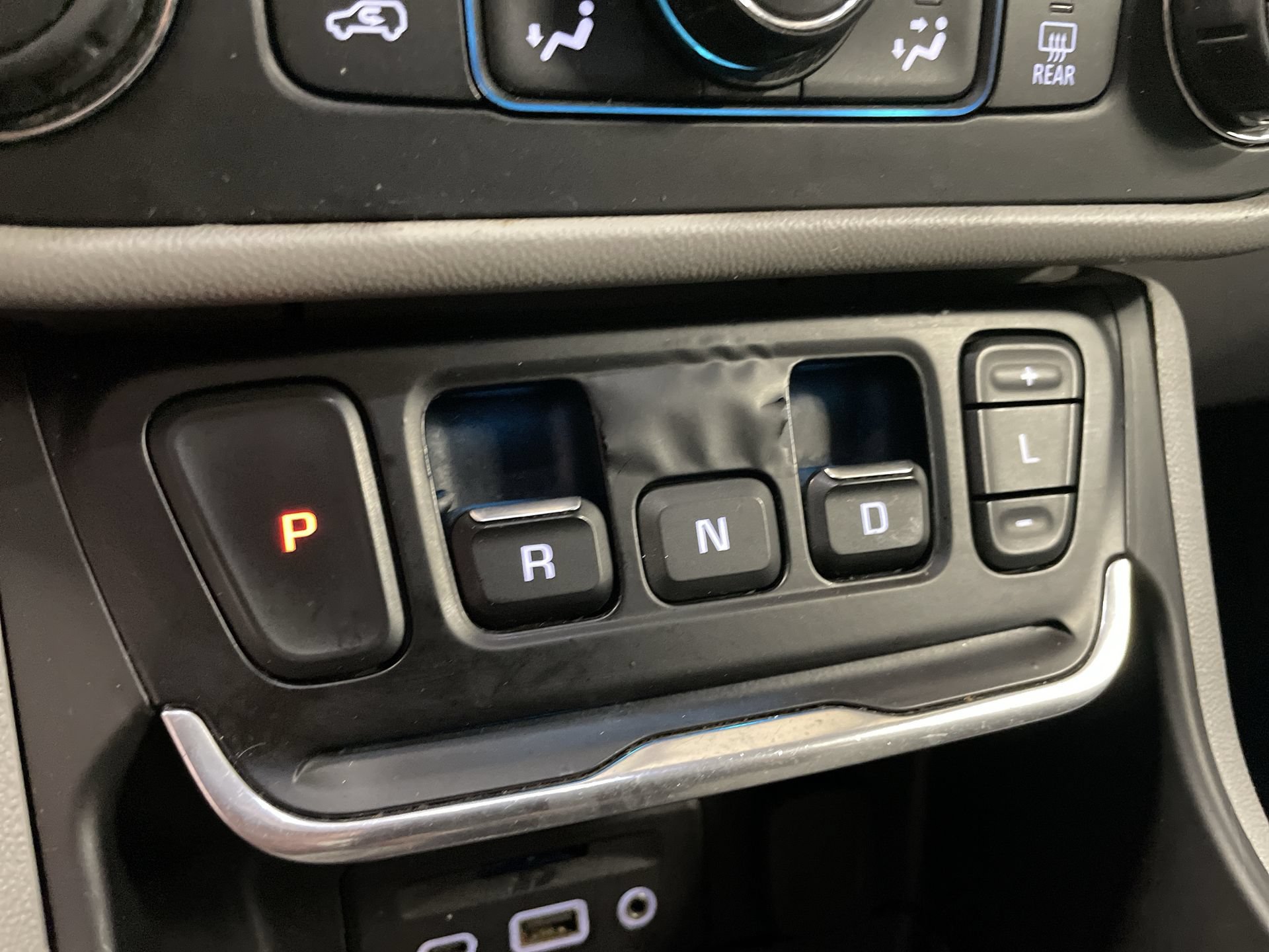 Used 2020 GMC Terrain SLT w/ Preferred Package FWD image 30