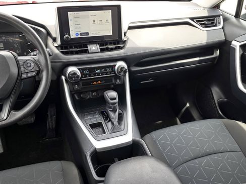Used 2025 Toyota RAV4 XLE w/ Convenience Package FWD image 11