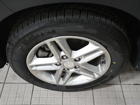 Used 2019 Hyundai Kona SE AWD/4WD image 17