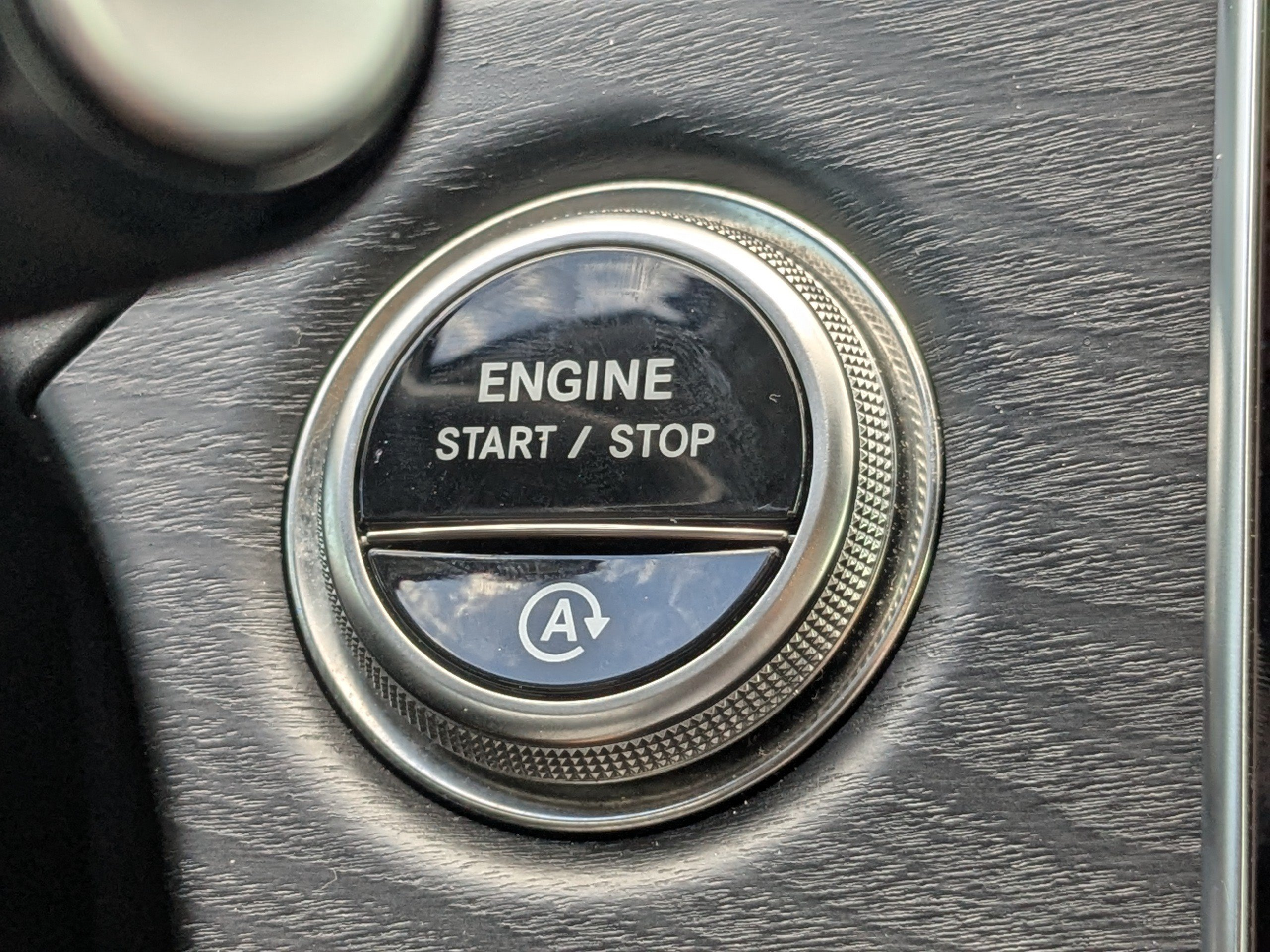 Used 2025 Mercedes-Benz E 350 4MATIC Sedan image 29