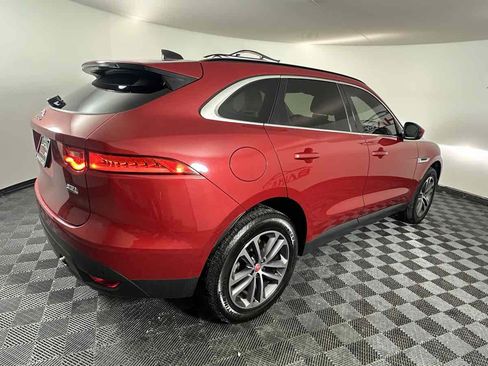 Used 2020 Jaguar F-PACE Premium image 8