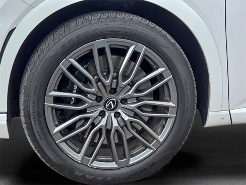 Used 2023 Lexus RX 500h F Sport image 11