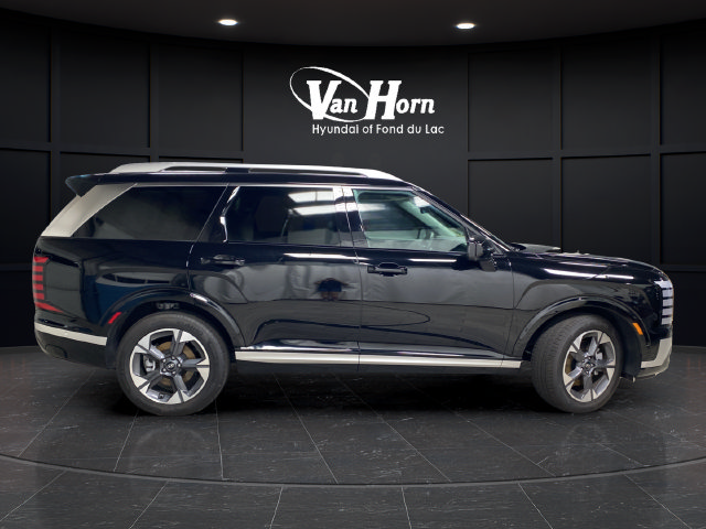 Certified 2026 Hyundai Palisade Limited AWD/4WD image 8
