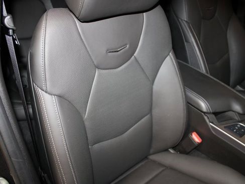 Certified 2025 Cadillac CT4 Premium Luxury image 30