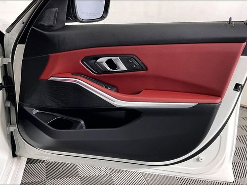 Used 2025 BMW 330i xDrive 330i xDrive w/ M Sport Package image 26