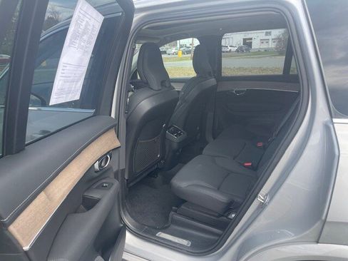 Used 2025 Volvo XC90 B6 Plus AWD/4WD image 8