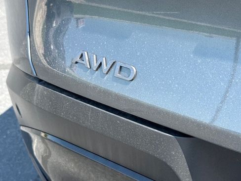 Used 2025 Nissan Murano SV AWD/4WD image 10