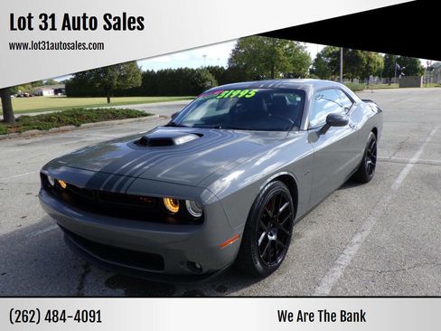 Used 2018 Dodge Challenger R/T Plus image 1