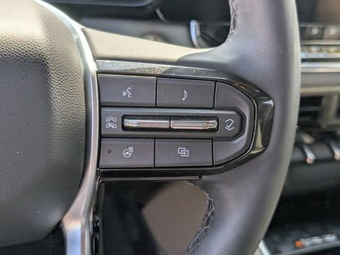 Used 2026 Chevrolet Colorado ZR2 w/ Technology Package image 30