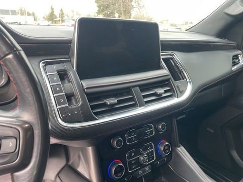 Used 2022 Chevrolet Suburban RST w/ Sport Performance Package AWD/4WD image 10
