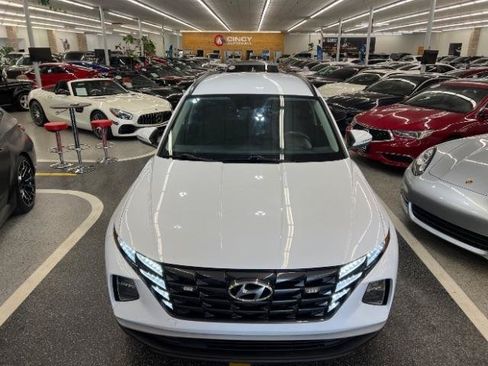 Used 2023 Hyundai Tucson Blue AWD/4WD image 5