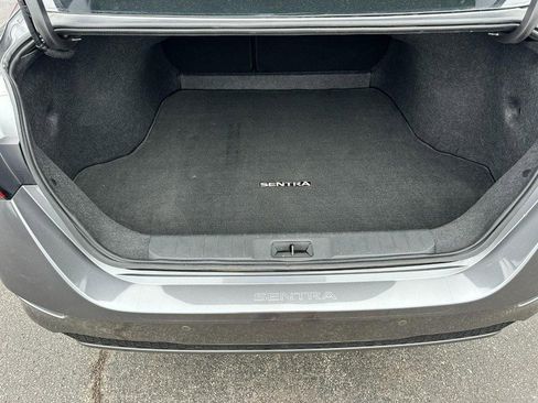 Used 2023 Nissan Sentra SV FWD image 6