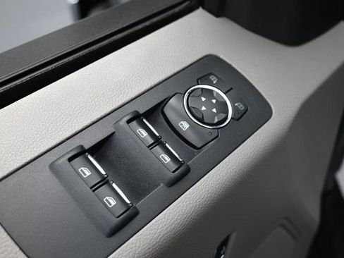 Used 2016 Ford F150 XLT RWD image 15