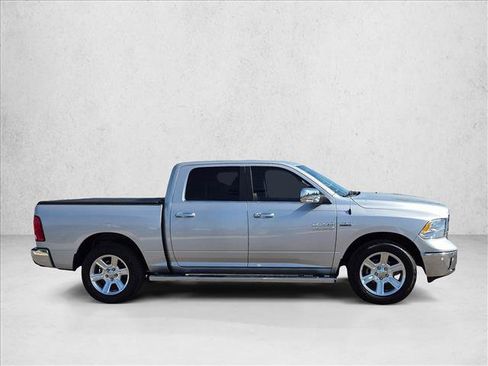 Used 2017 RAM 1500 Lone Star RWD image 4