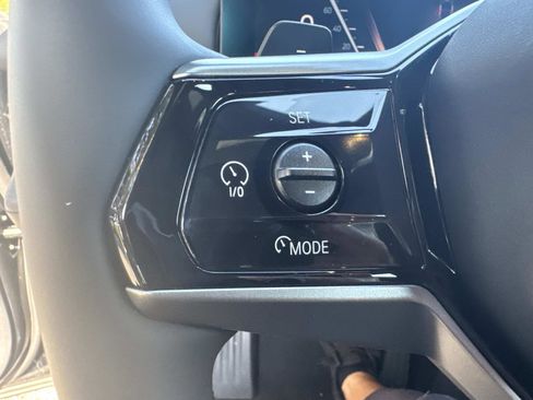 Certified 2025 BMW 530i xDrive image 28