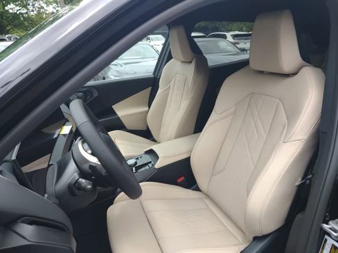 Used 2025 BMW X3 xDrive30i w/ Premium Package image 14