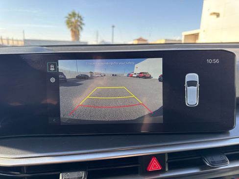 Used 2024 Kia Sorento S image 12