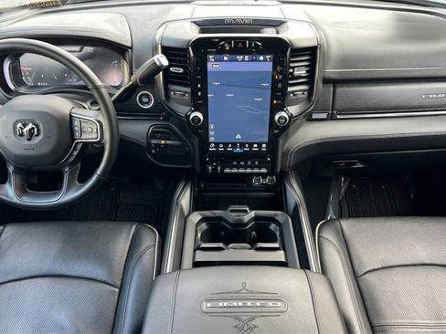 Used 2024 RAM 2500 Limited image 14