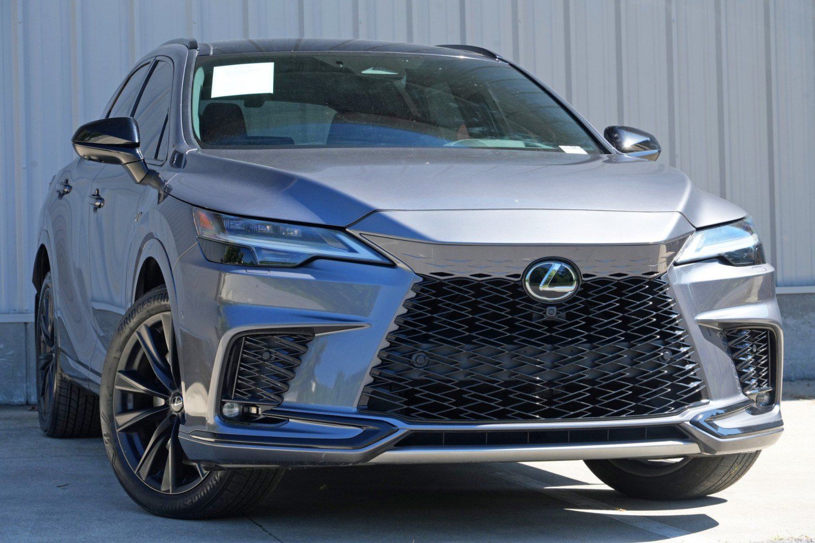 Used 2023 Lexus RX 500h F Sport AWD/4WD image 4