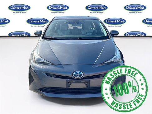 Used 2018 Toyota Prius Two w/ Prius Two Safety Plus Package FWD image 2