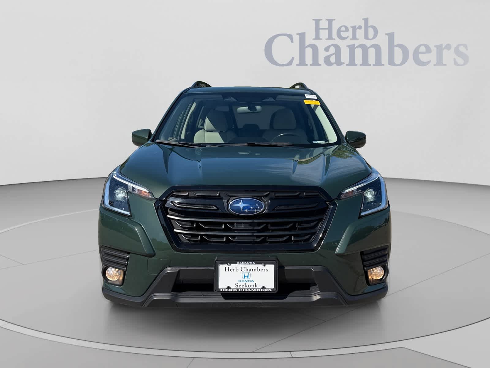 Used 2023 Subaru Forester Premium AWD/4WD image 2
