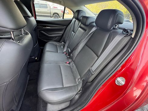 Used 2020 MAZDA MAZDA3 Sedan w/ Select Package image 31