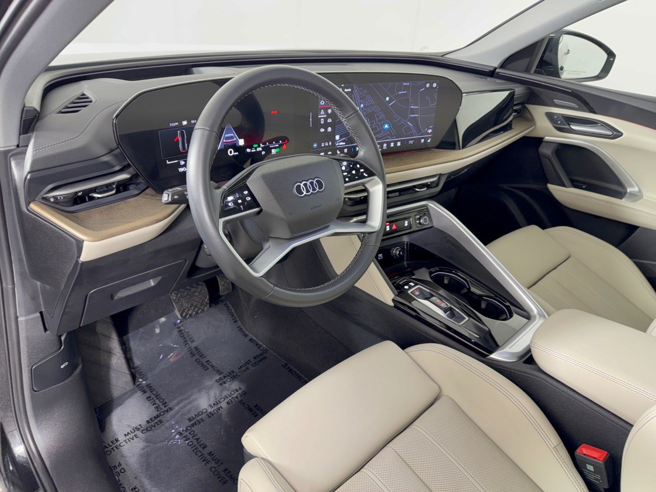 Certified 2025 Audi Q5 Premium Plus w/ Premium Plus AWD/4WD image 4