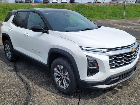 New 2026 Chevrolet Equinox LT w/ Convenience Package II FWD image 16