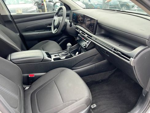 Used 2025 Hyundai Tucson SEL AWD/4WD image 38