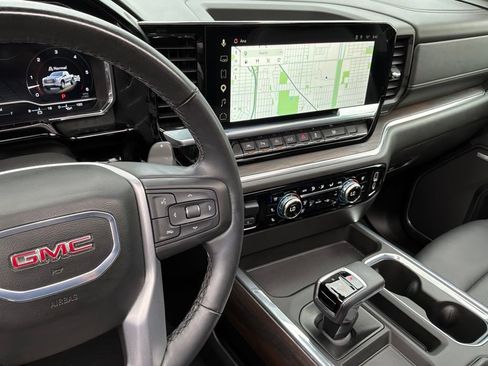 Used 2025 GMC Sierra 1500 SLT w/ SLT Premium Package AWD/4WD image 37