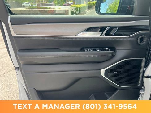 New 2026 Jeep Grand Wagoneer 4WD image 10