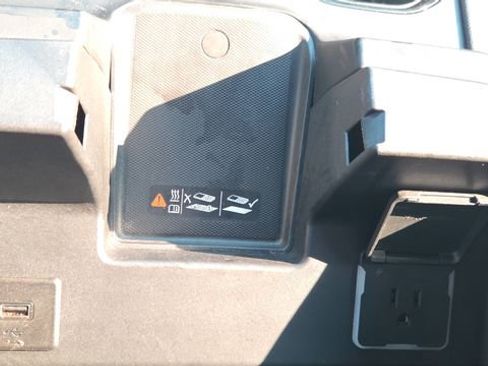 Used 2023 GMC Sierra 1500 AT4 w/ AT4 Premium Package image 39