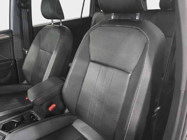 Used 2022 Volkswagen Tiguan SE R-Line FWD image 21