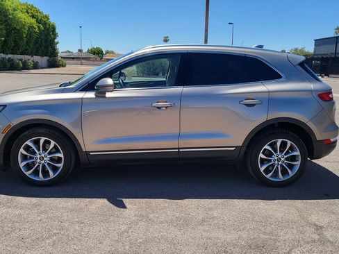 Used 2019 Lincoln MKC Select w/ MKC Climate Package FWD image 5