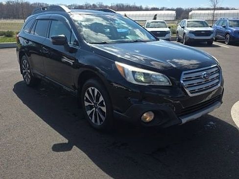 Used 2017 Subaru Outback 3.6R Limited AWD/4WD image 3